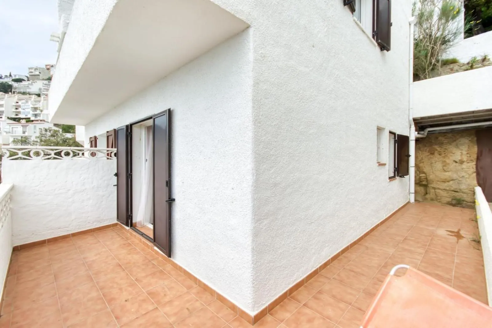 Villa Buraux Roses Spain