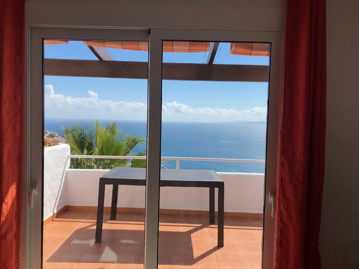 Villa Buraux Roses Spain